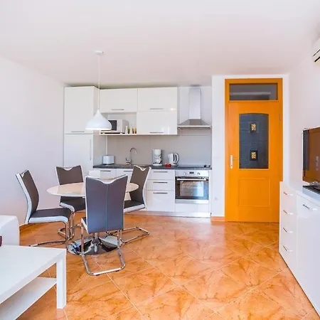 Bella Apartment *